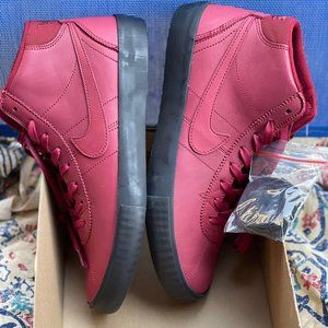 New Nike SB Bruin Hi Red/Black 8.5M/10W/42EUR